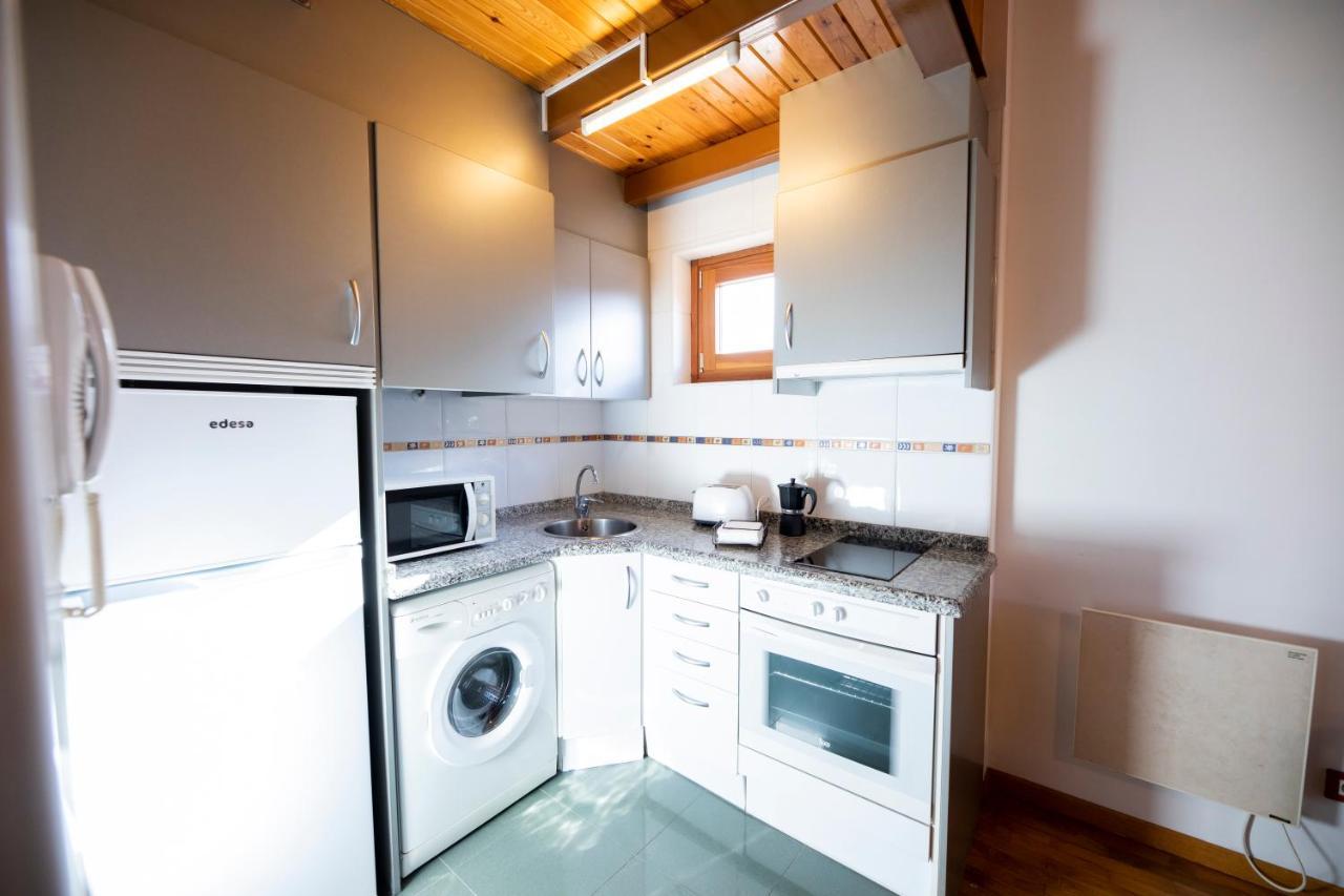 Apartamentos Cean Bermudez Gijón Esterno foto