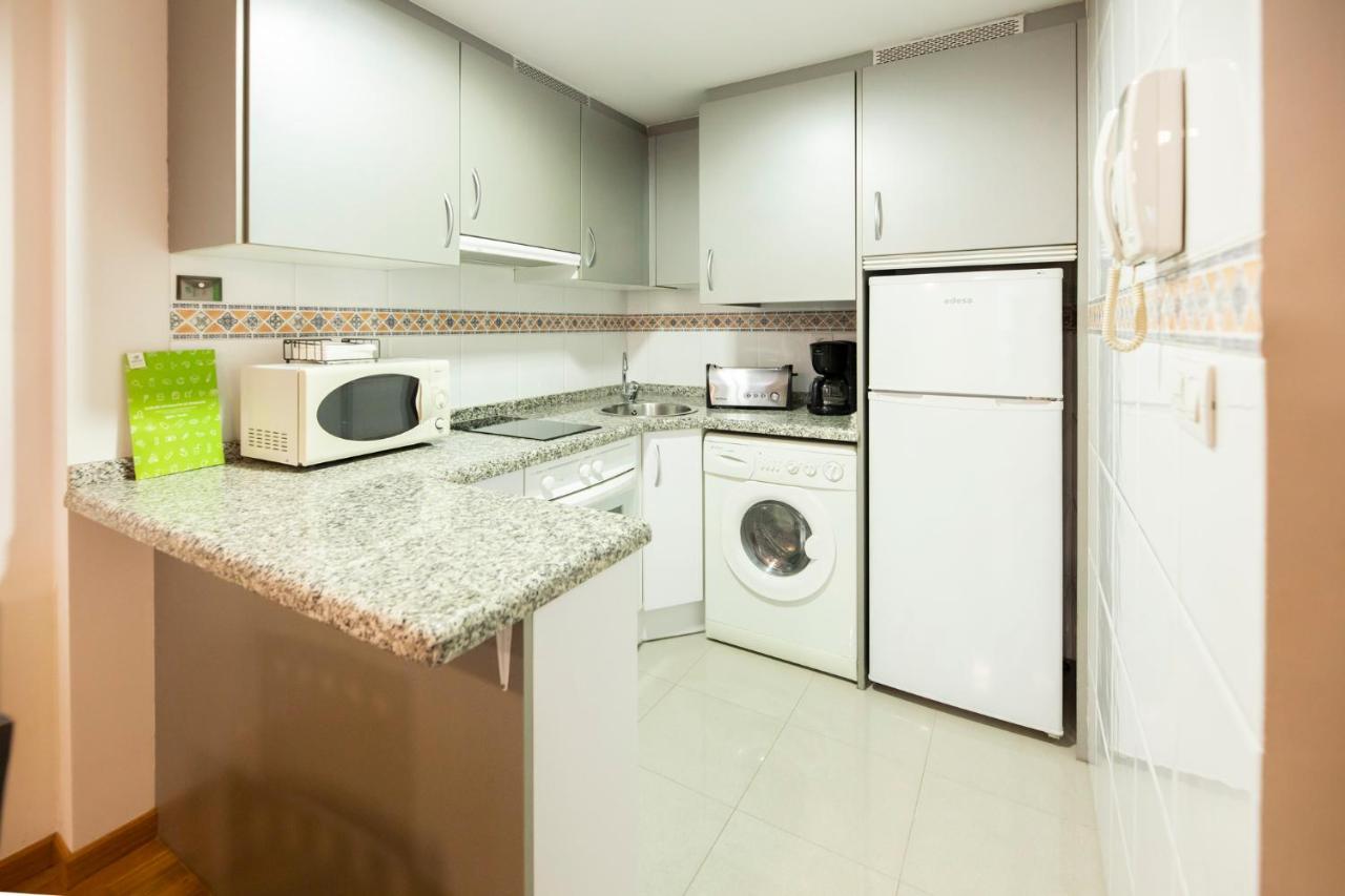 Apartamentos Cean Bermudez Gijón Esterno foto