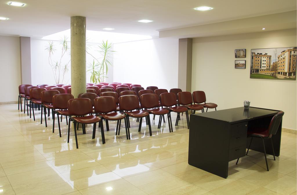 Apartamentos Cean Bermudez Gijón Esterno foto